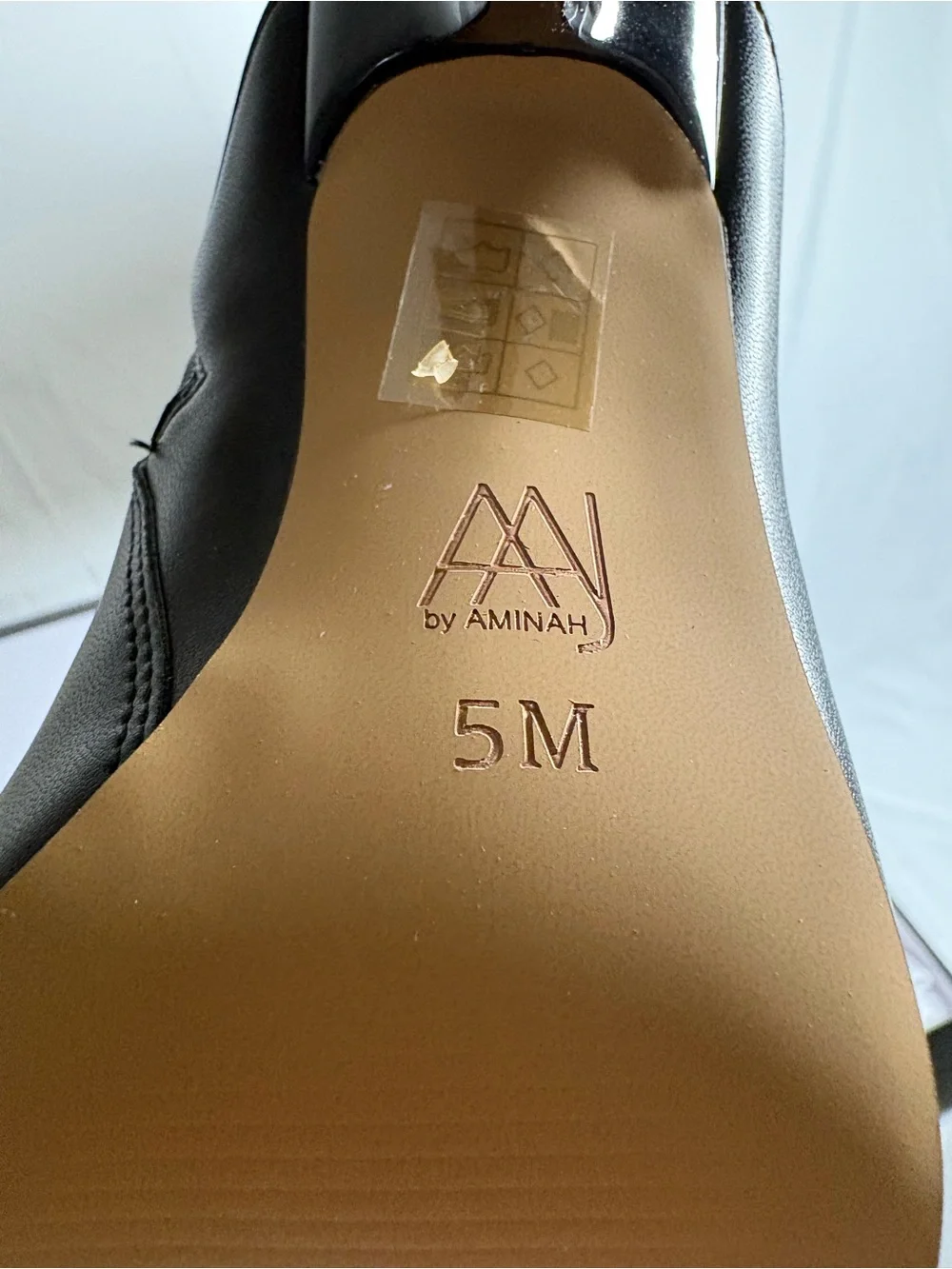 New AAJ By AMINAH Knee-High Pointed Toe Stiletto Boots SIZE 5 M